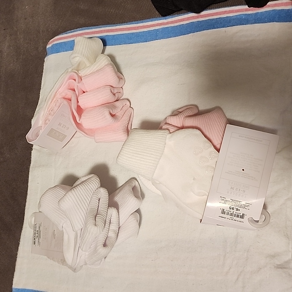 9 pairs socks toddler